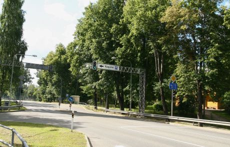 Krustojums ar luksoforu