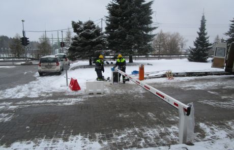 Piekļuves kontroles ierīces instalācija